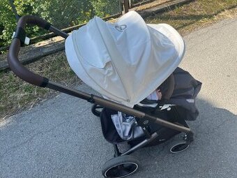 Cybex balios s lux