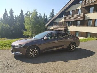 Predám Opel Insignia B, biturbo, vada motora