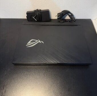 Predám Herný Notebook Asus Rog Strix G531GT