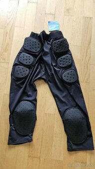 Nohavice Worker s chranicmi na inline korcule XL