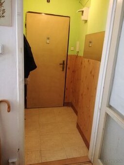 GARSONKA V BJ NA PREDAJ -