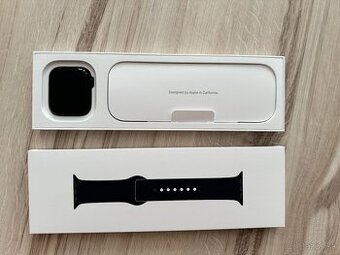Apple Watch SE (2. generácia) 44mm