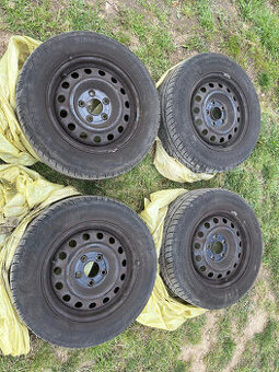 4x plechové disky s pneu Matador 195/65 R15 – 8 mm dezén