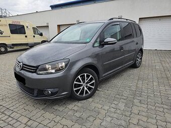 Volkswagen Touran 1.6 TDI M6 Comfortline Navi R16