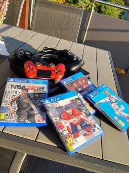 Predávam PS4 slim v dobrom stave.