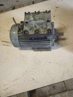 Predám motor