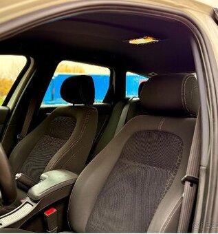 Kompletný interiér Alfa Romeo 159 SW