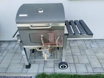 Predám gril na uhlie