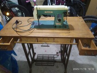 Šijací stroj Lučnik 414