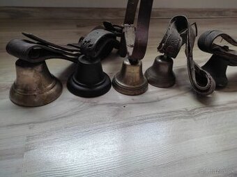 Zvonce mosadzne a plechove