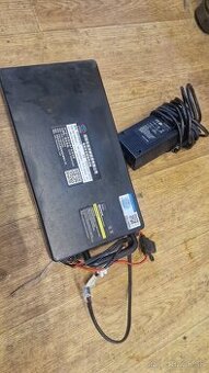 Predam 60V litiovi bateriu s nabíjačku