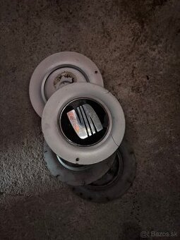 Predám kryty stredu kolies - elektrónov