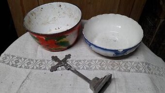 Misa, smaltovaná nádoba, kríž