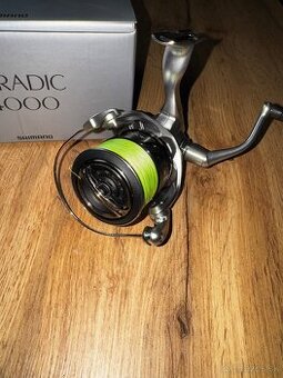 Shimano Stradic FM 4000 + 8-vláknová šnúra – v záruke