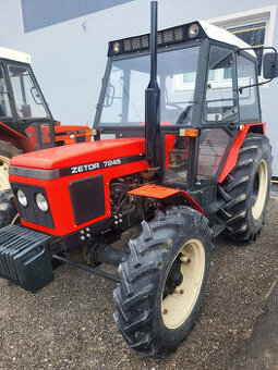 ponúkam zetor 7245 motor 7701