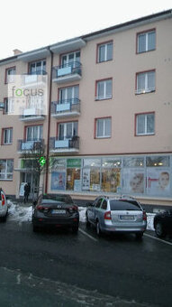 Predám rekonštruovaný 1,5 izbový byt na Námestí SNP