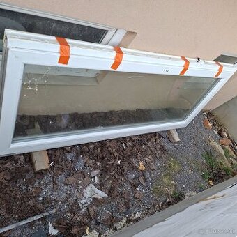 Predám plastové dvere Rehau