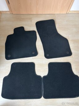 Nová originálna sada textilných kobercov na Škoda Octavia IV