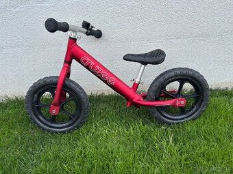 Ultralahké odrážadlo Cruzee