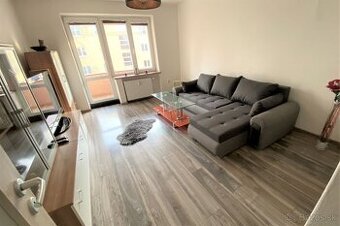 Komplet zariadený 3-izbový byt centrum - 3 min od Bulváru