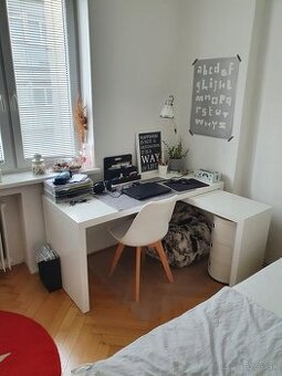 Pracovný / písací stôl Ikea