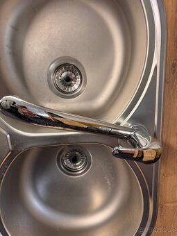 Drez dvojitý - nerez + sifón + batéria blhá