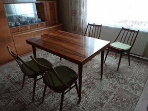 Rozkladací jedálenský stôl, 4 stoličky