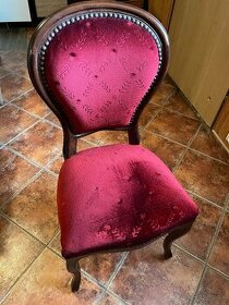 Dubová stolička