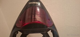 Honda Hornet 2005 zadnésvetlo