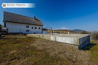 Predaj stavebný pozemok so základovou doskou a projektom
