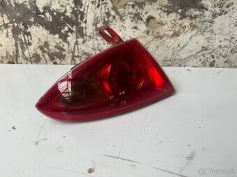 Seat leon 2 zadne svetlo