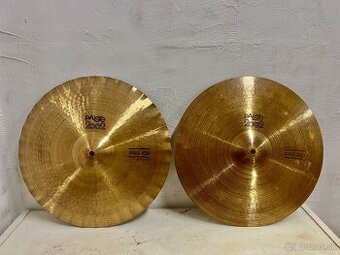 Paiste 2002 15” hi hat sound edge.