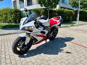 YAMAHA R1-RN19-yzf