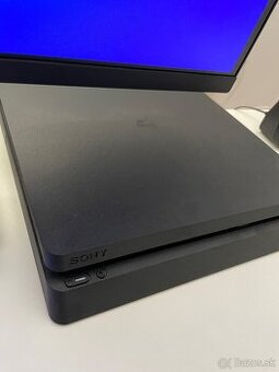 Predám Ps4 Slim 500g+ Monitor