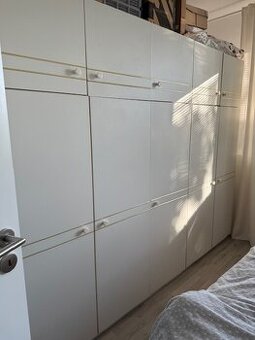 Predam zostavu skrin