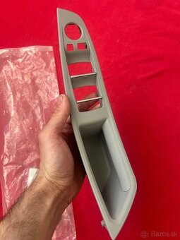 Madlo dverí na BMW F10 / F11