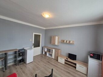 REZERVOVANÉ GARZÓNKA NA GAZDOVSKEJ UL. V KN.