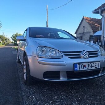 Predám Golf 5 1.4