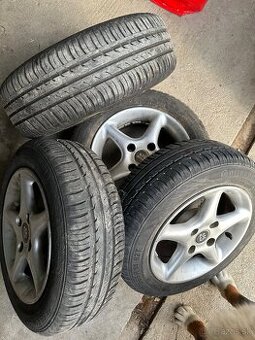 Gumy na peugeot 206