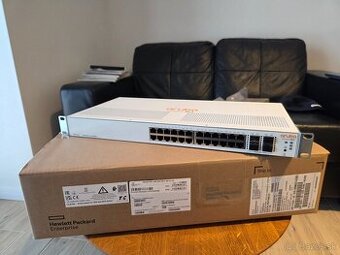 Switch HPE Aruba JL682A