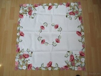 starožitnú vyšívanú dečku - obrus / 52 /