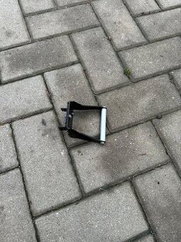 Držiak navigácie alebo mobilného telefónu - 1