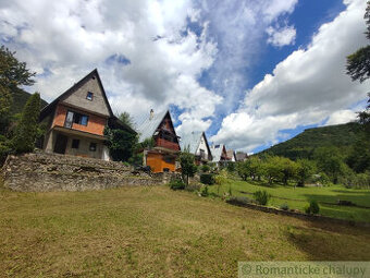 Útulná a priestranná rekreačná chata v chatovej osade v lo - 1