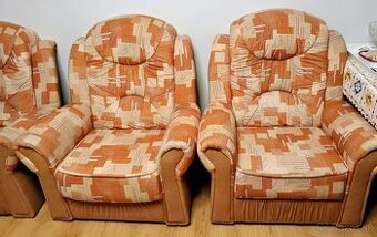 Predám zachovalu sedačku 1+1+3 sedacia súprava