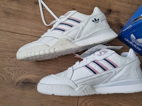 biele kožené nové botasky Adidas 37