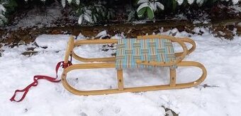 drevené sánky