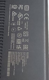 notebook s funkčnym dotykovym displayom