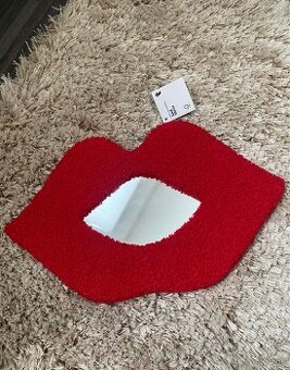 Dekoratívne zrkadlo