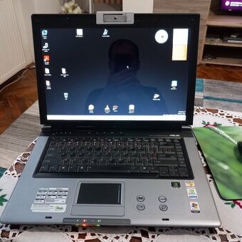 Predám použitý Notbuk v 100 % Stave.