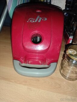 PREDÁM VYSÁVAČ  ZELMER